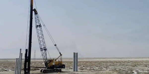 Piling and lifting equipment